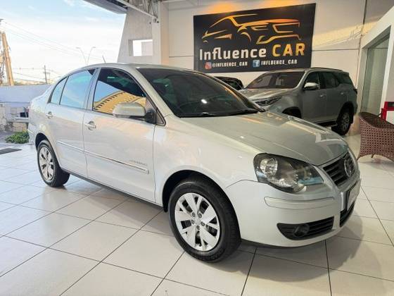 VOLKSWAGEN POLO 1.6 MI COMFORTLINE 8V FLEX 4P AUTOMÁTICO VOLKSWAGEN POLO 1.6 MI COMFORTLINE 8V FLEX 4P AUTOMÁTICO